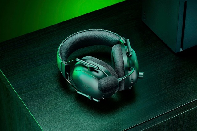 RAZER Gaming-Headset »BlackShark V2 Pro für Xbox« Bluetooth Mikrofon abnehmbar | Rauschunterdrückung