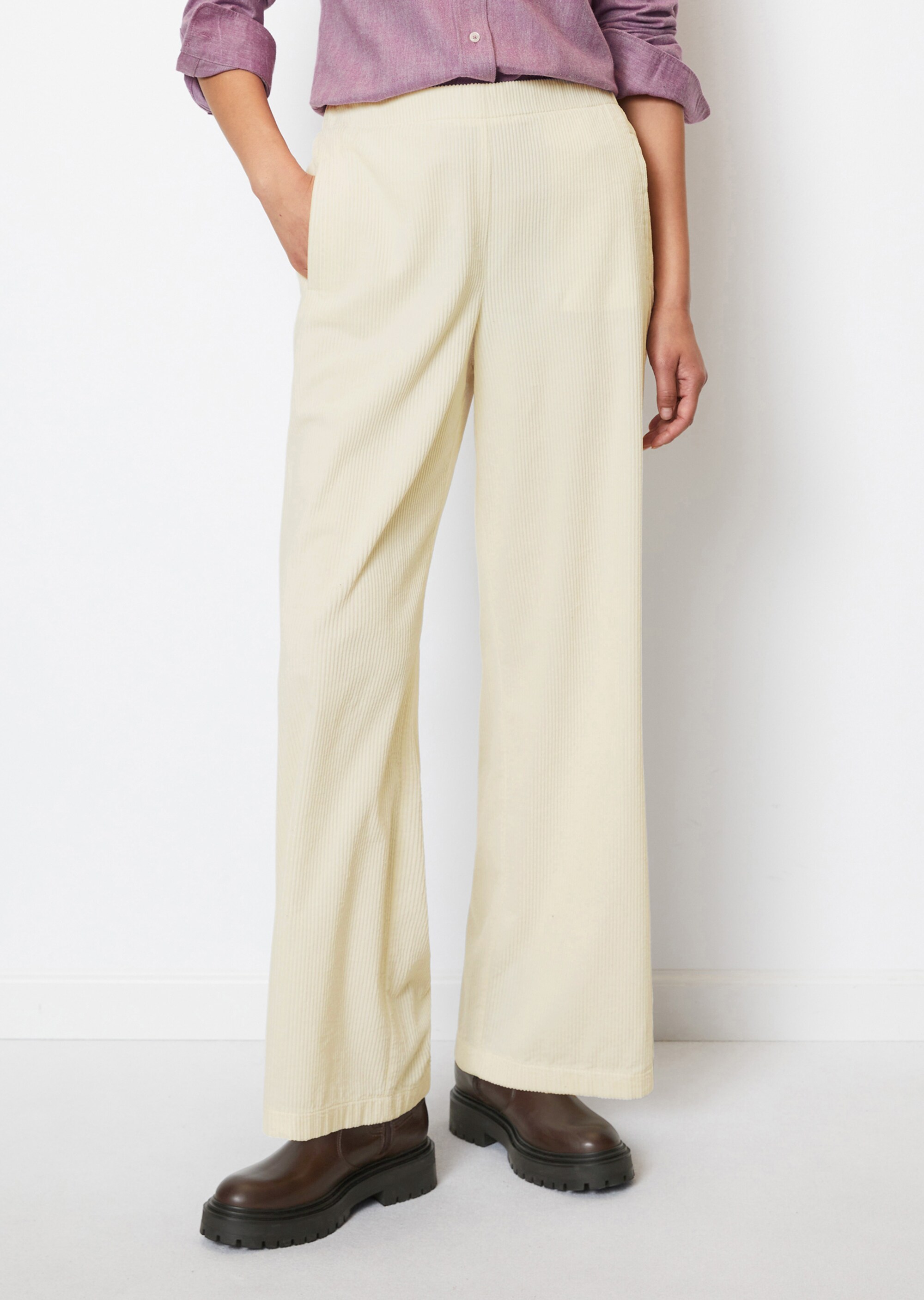 Cordhose straight mit teil-elastischem Bund