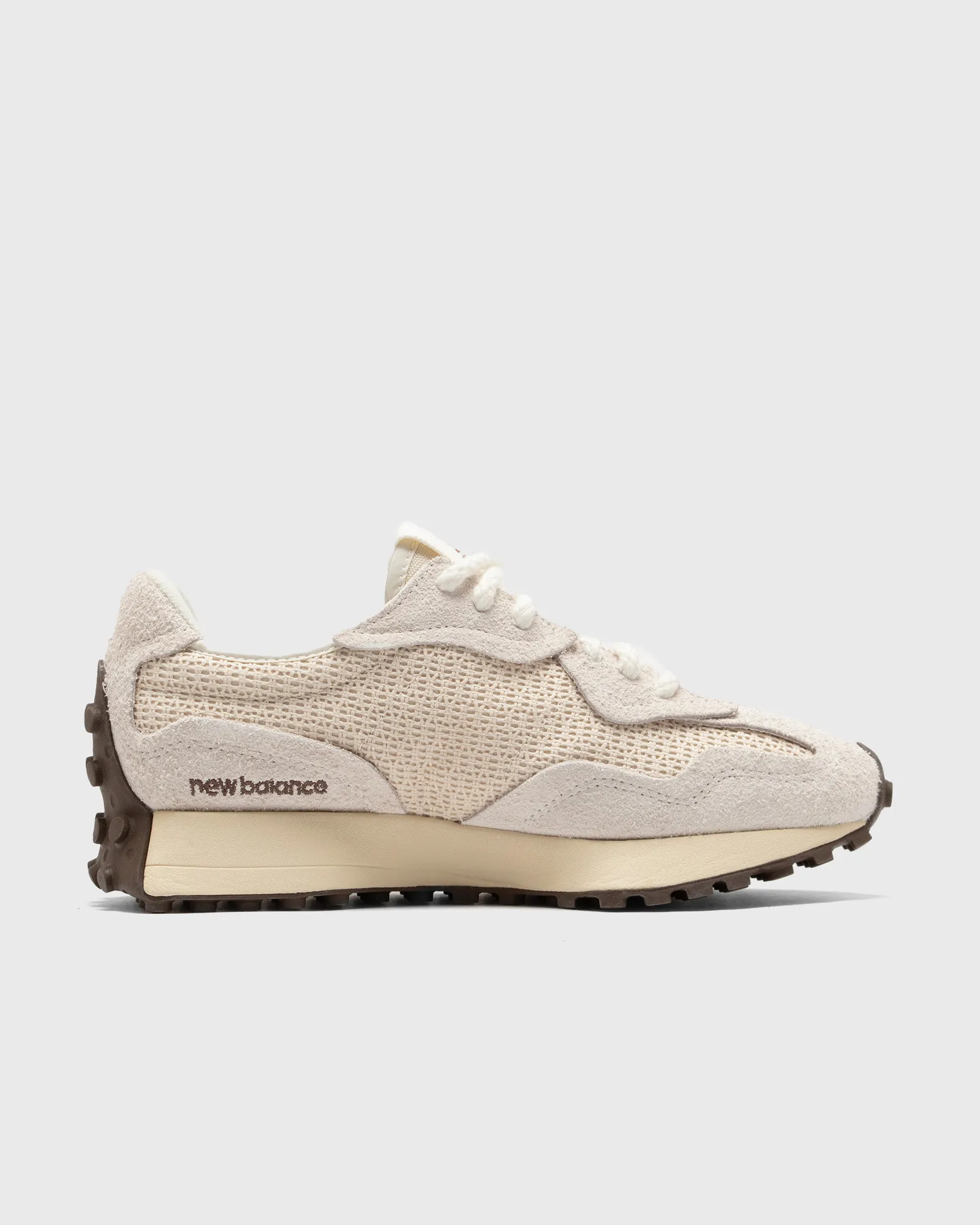 New Balance 327