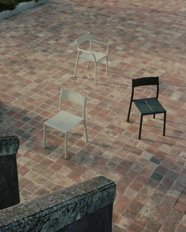 New Works May tuinstoel donkergroen