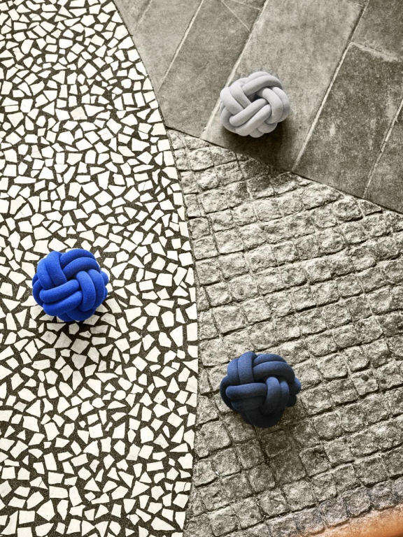 Design House Stockholm Knot kussen 30x30 grijs