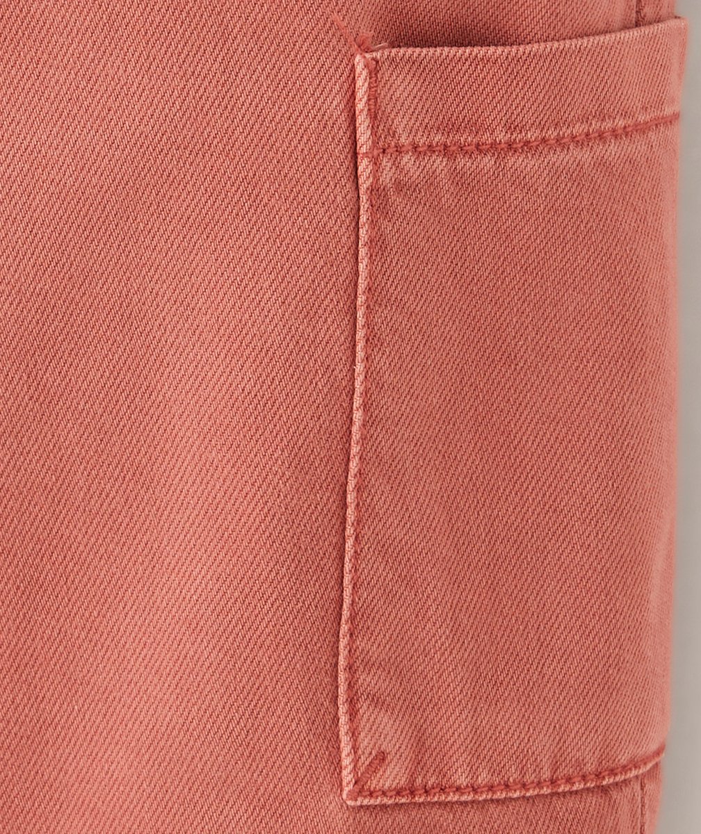PANTALON RELAX BÉBÉ GARÇON EN FIBRES RECYCLÉES ROSE AVEC POCHES