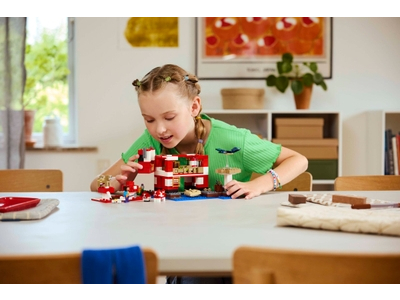 LEGO Het Mooshroom huis (21270)