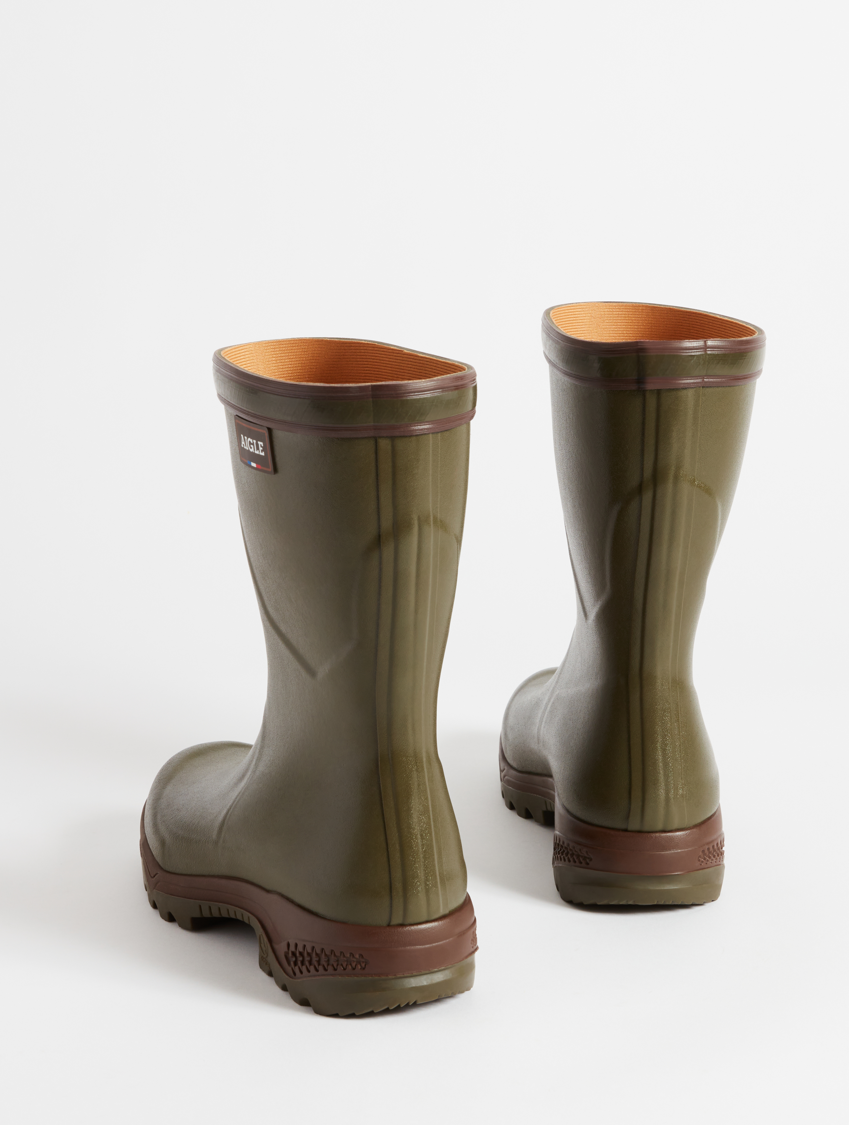 Le premier bottillon anti-fatigue KAKI