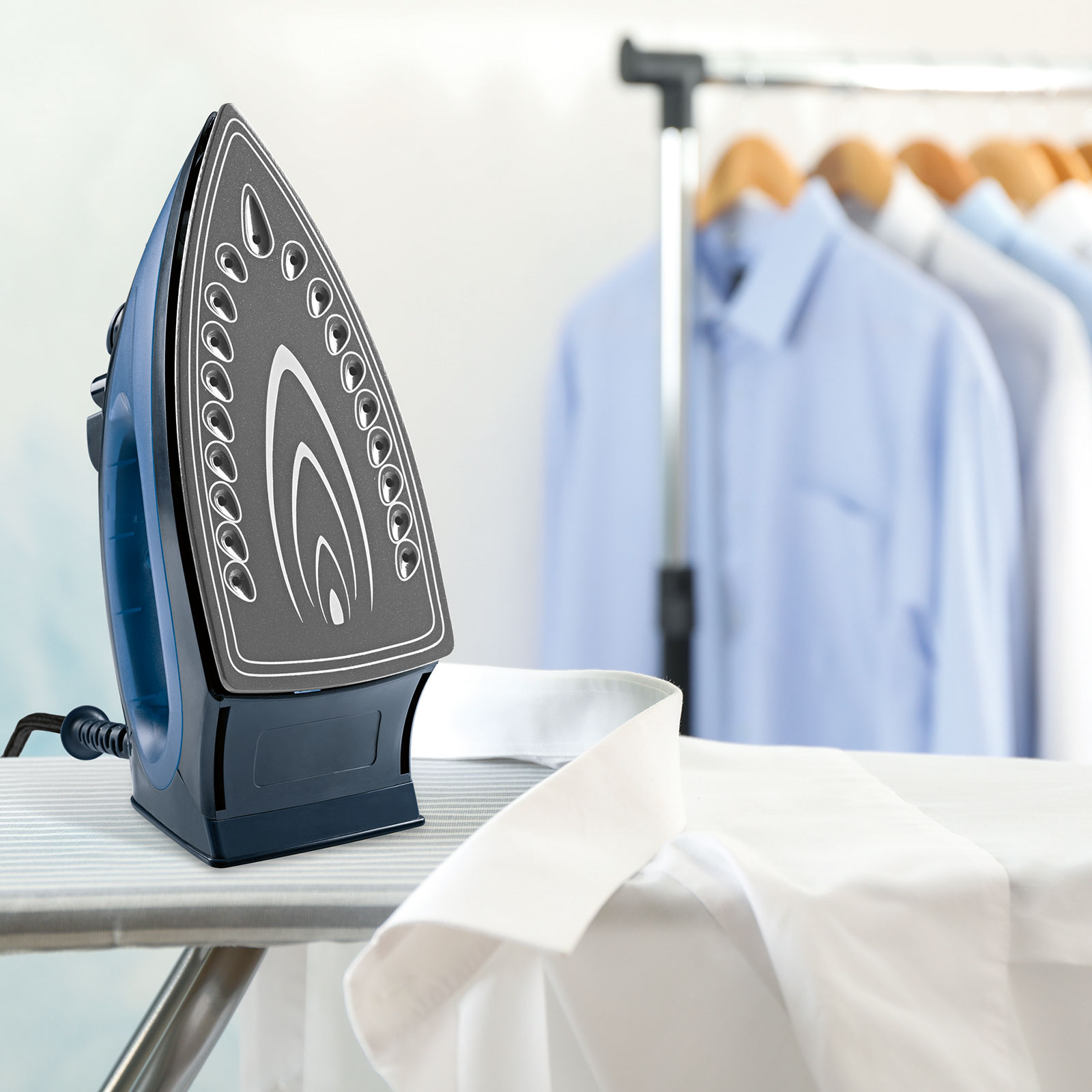 CLEANMAXX Dampfbügeleisen 12261 - blau - keramikbeschichtet