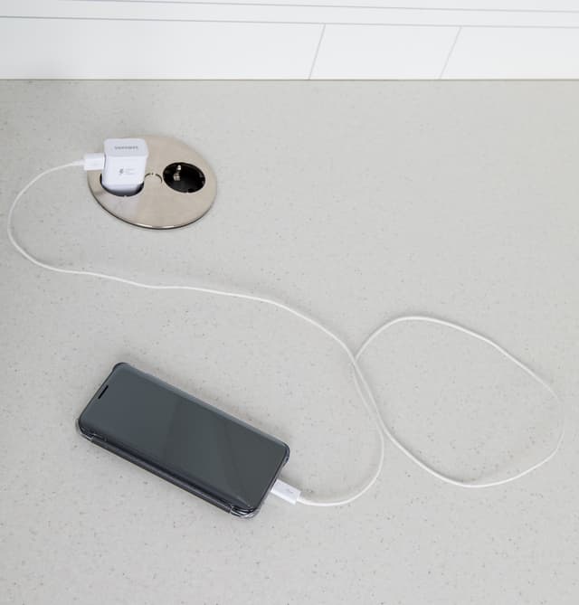 Epoq Twist stikkontakt (stål)