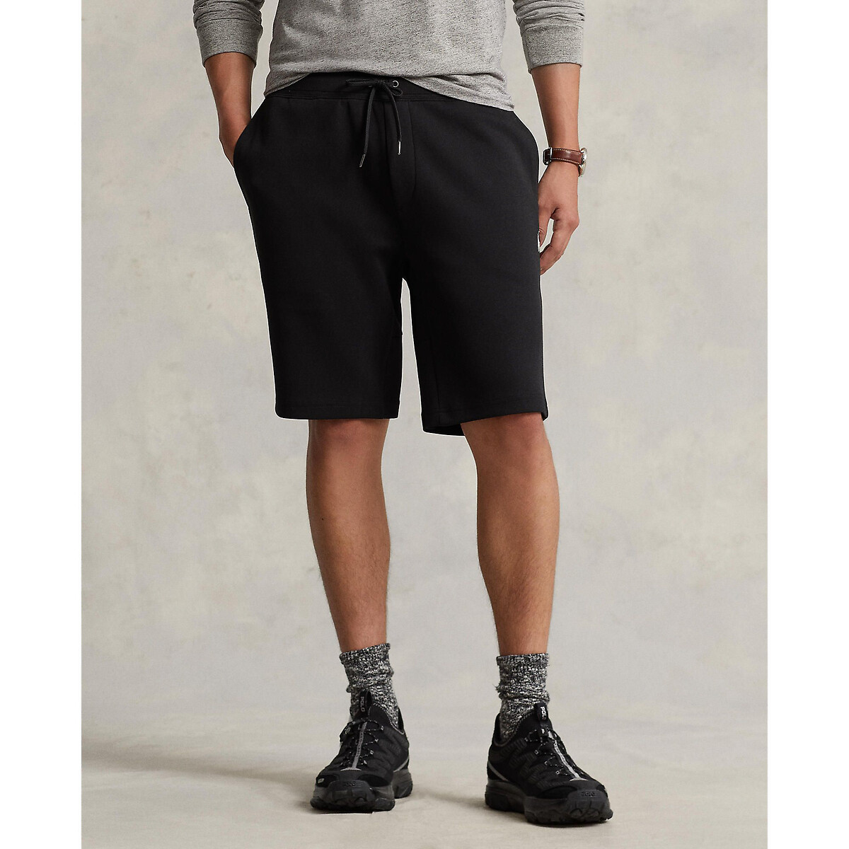 POLO RALPH LAUREN<br>Shorts em tecido de malha dupla, com logotipo bordado