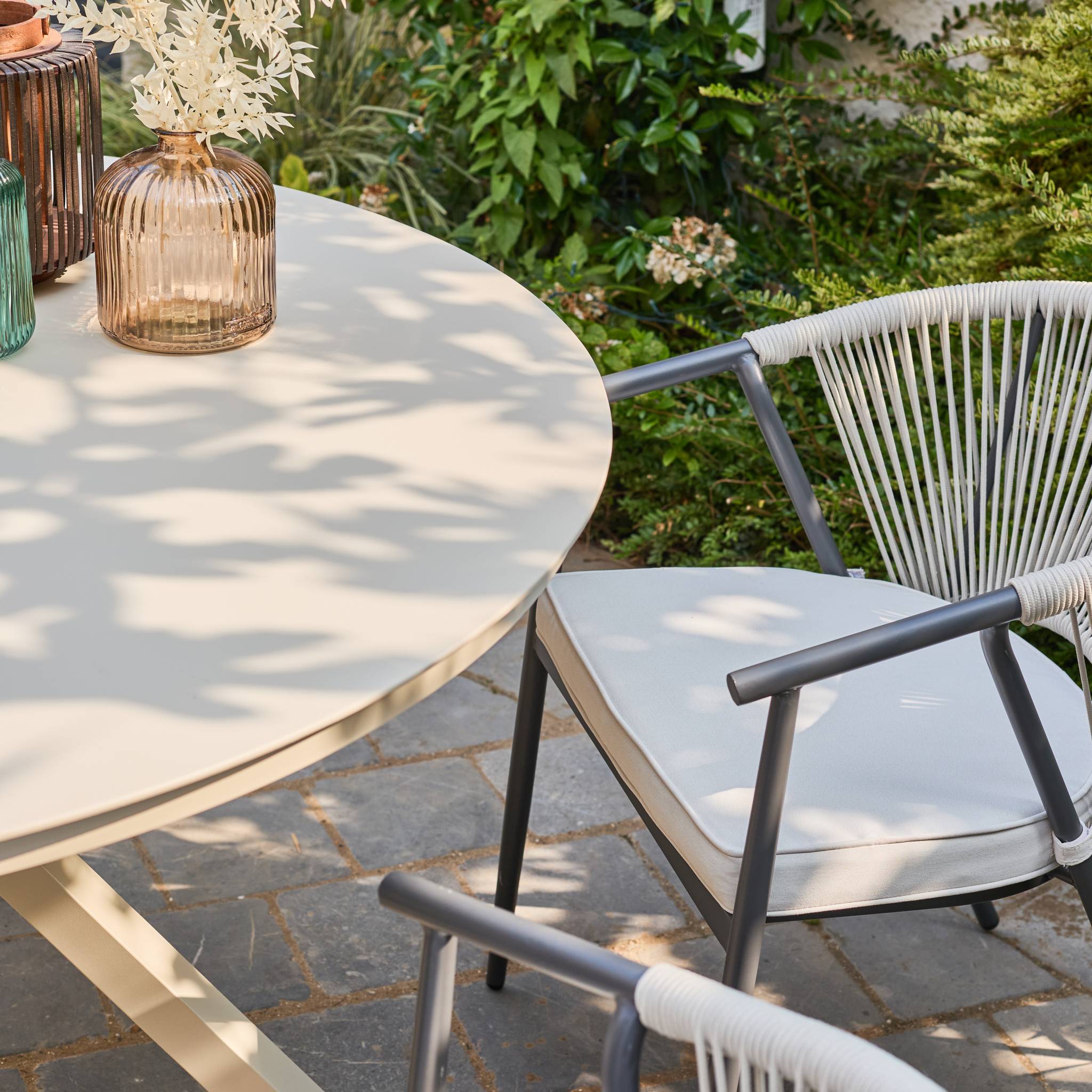 sweeek - Stapelbare tuinstoelen van staal en touwen (set van 4)