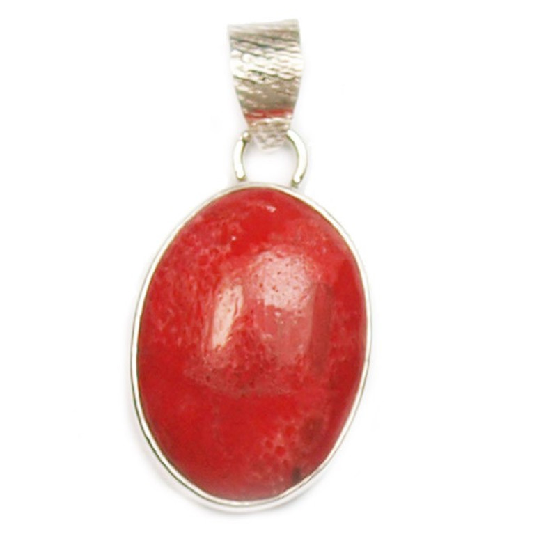 Pendentif oval gorgone rouge