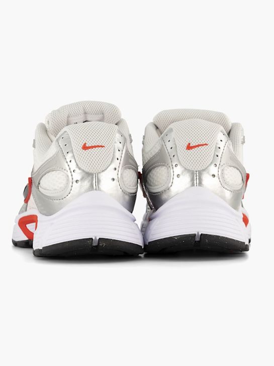 Nike V5 RNR Sneaker