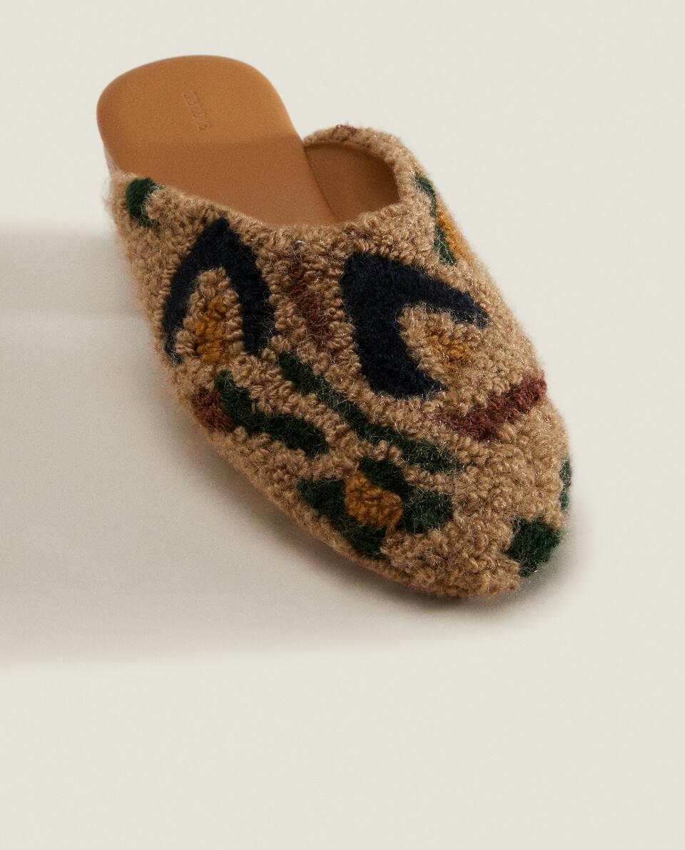 Chinelo Mule Bordado