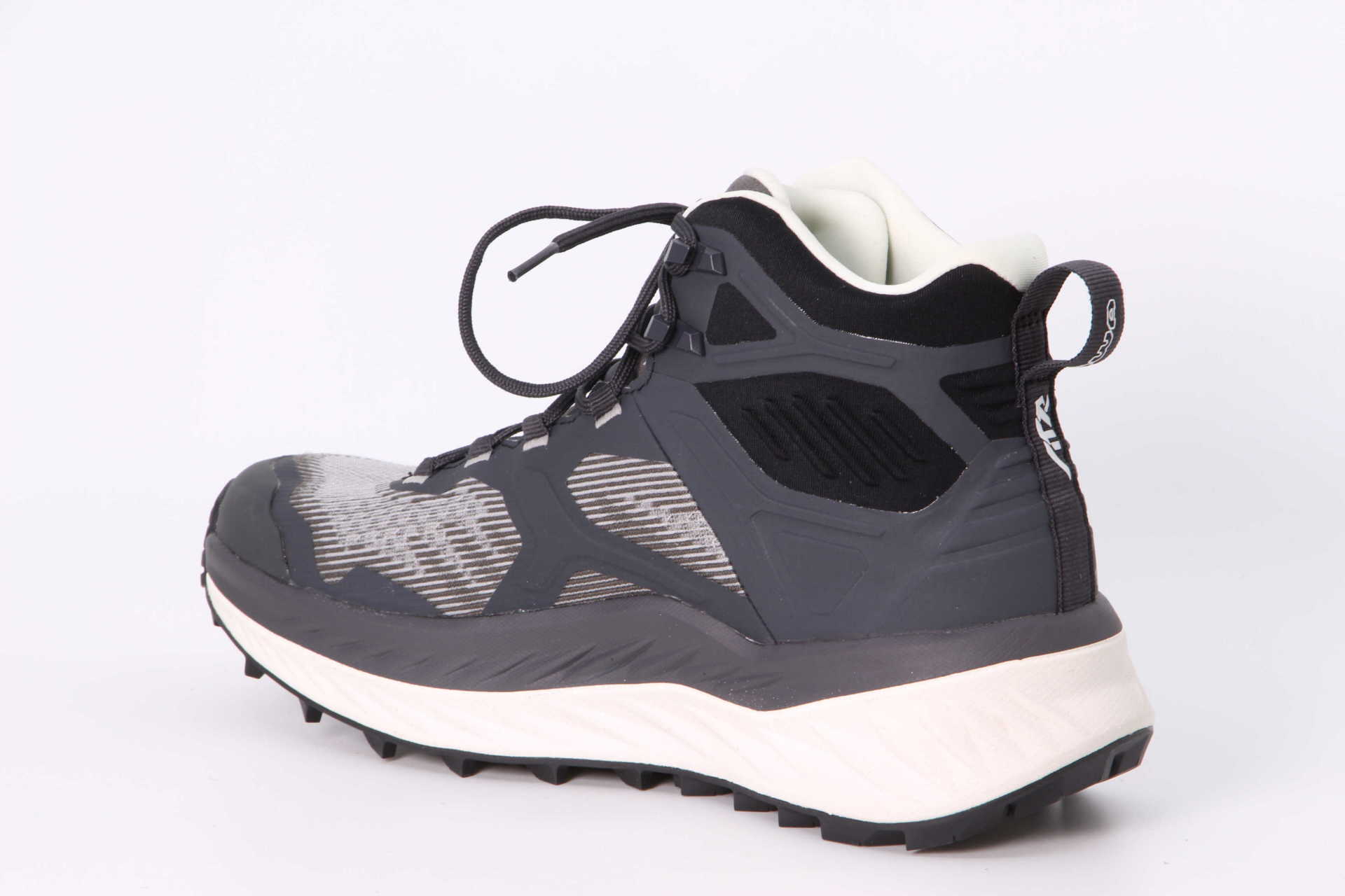 Lowa Fortux GTX QC Women schwarz / weiss