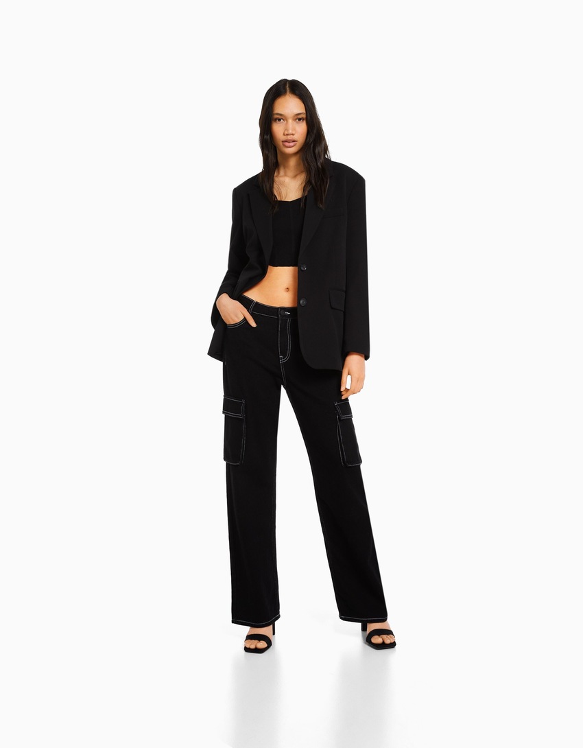 Blazer feminino de corte amplo