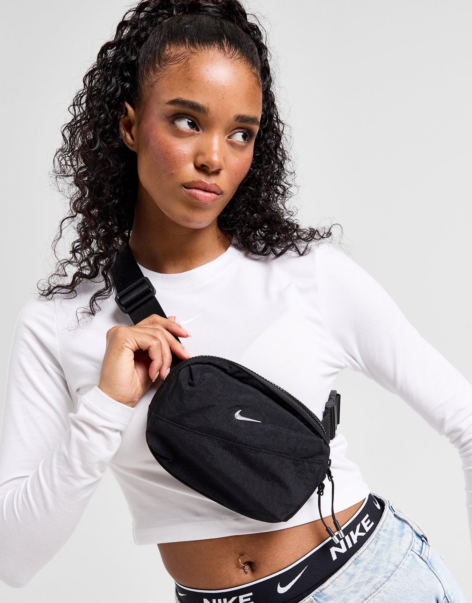 Nike Sac en bandoulière Aura
