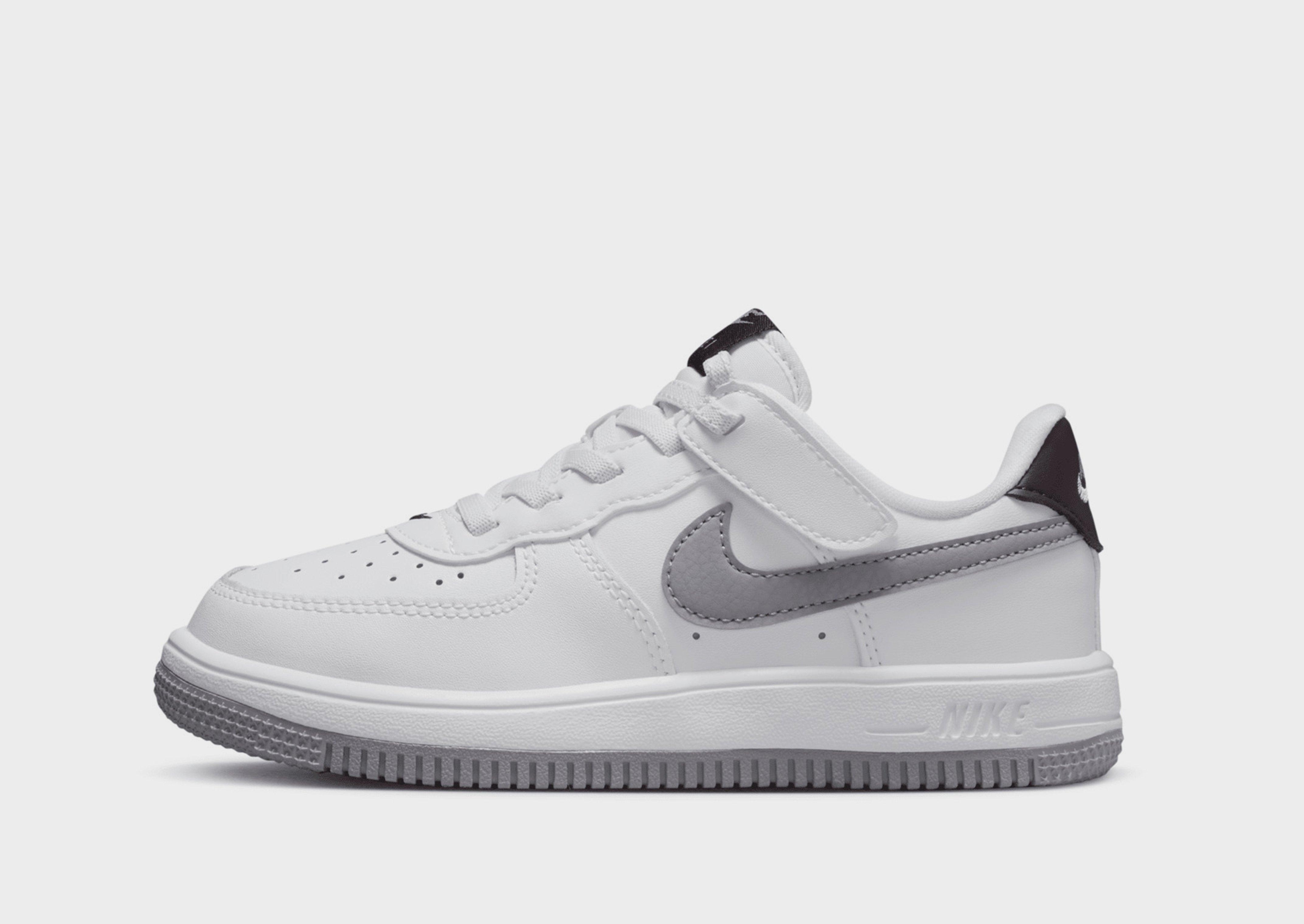 Nike AIR FORCE 1 '07 LV8