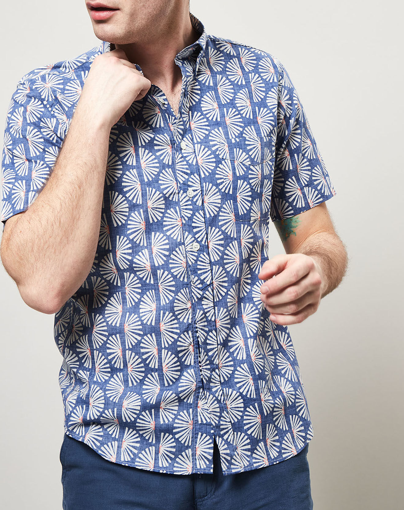 Hartford Chemise slim imprimée Sander bleue