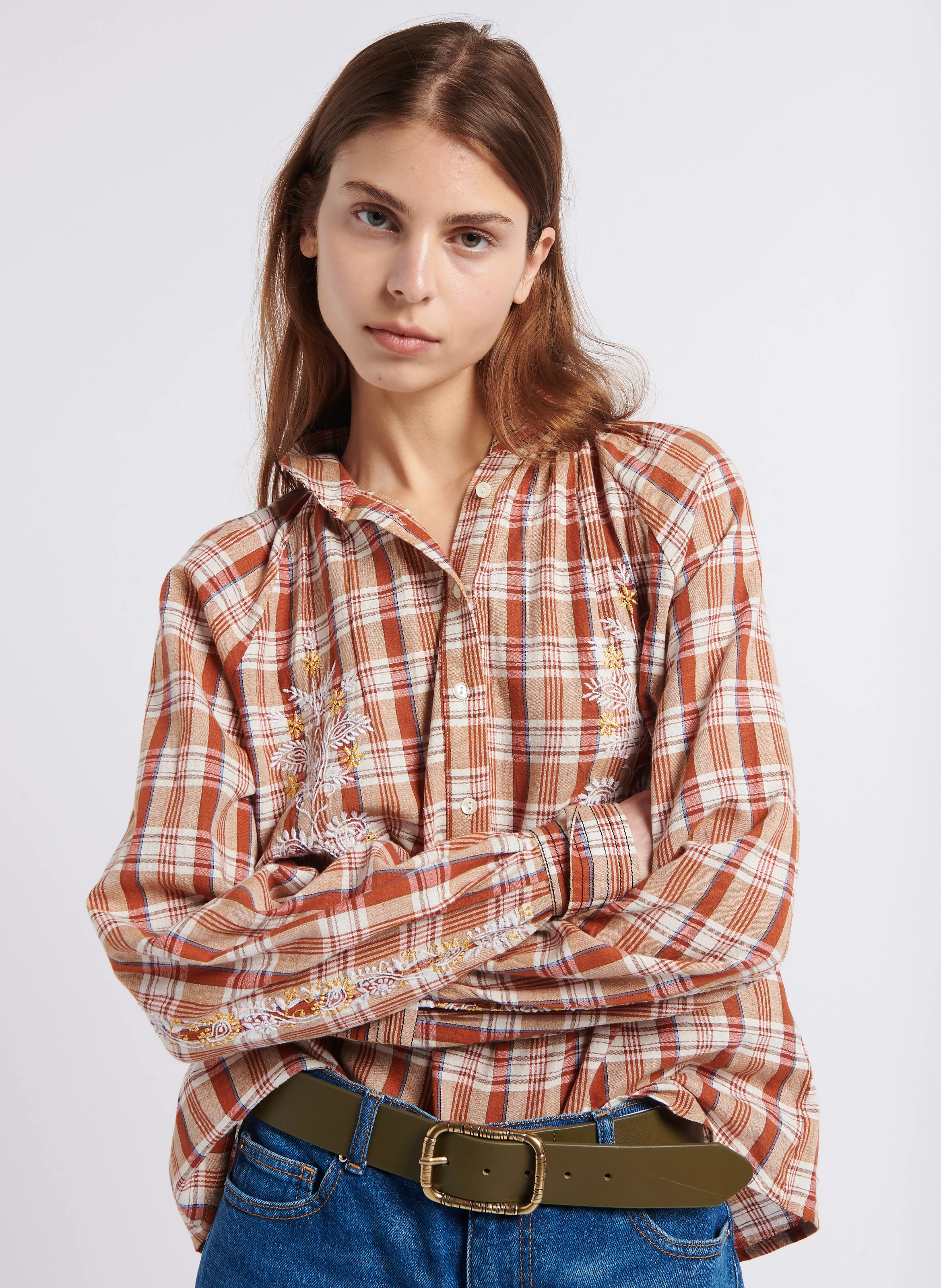 SURPRISE - Blouse col montant à carreaux en coton | Marron