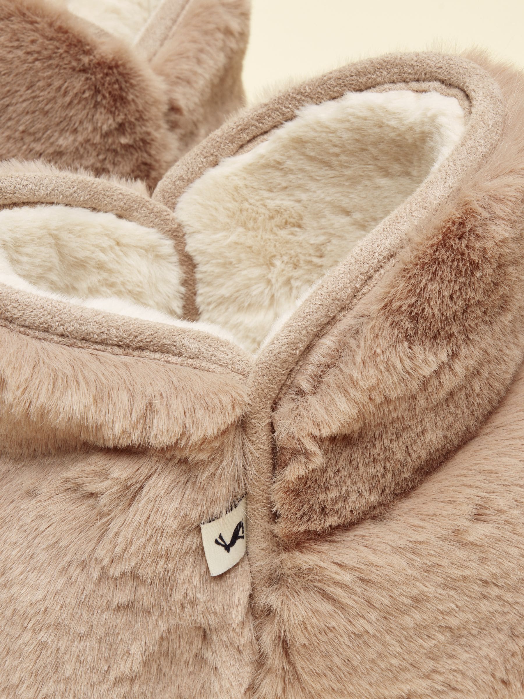 Nertsgrijs/bruin - Joules Women's Cabin Luxe Faux Fur Slipper Boots