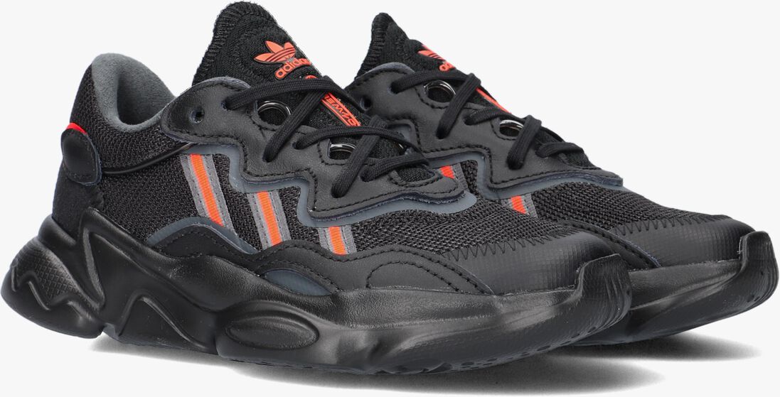 ADIDAS zwarte adidas lage sneakers ozweego c