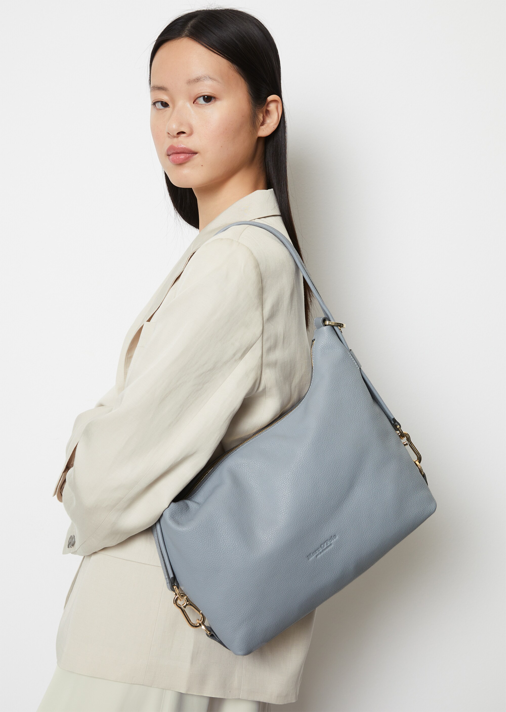 Hobo Bag small aus edlem Rindleder mit Struktur