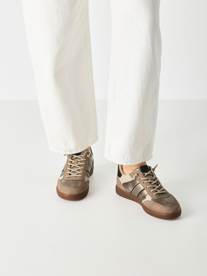 Sneaker - goud