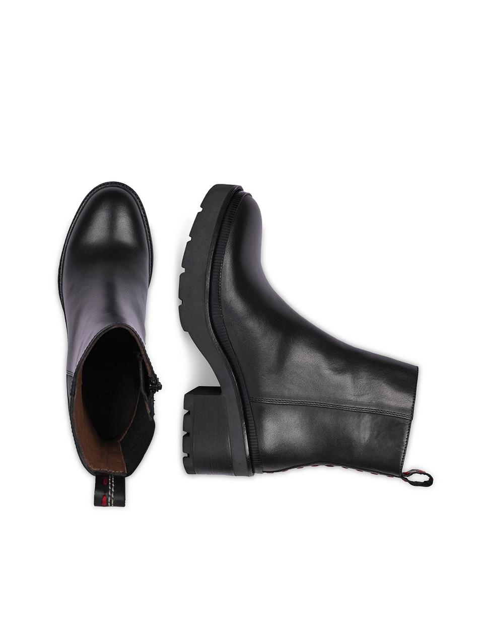 STIEFELETTE NERINA