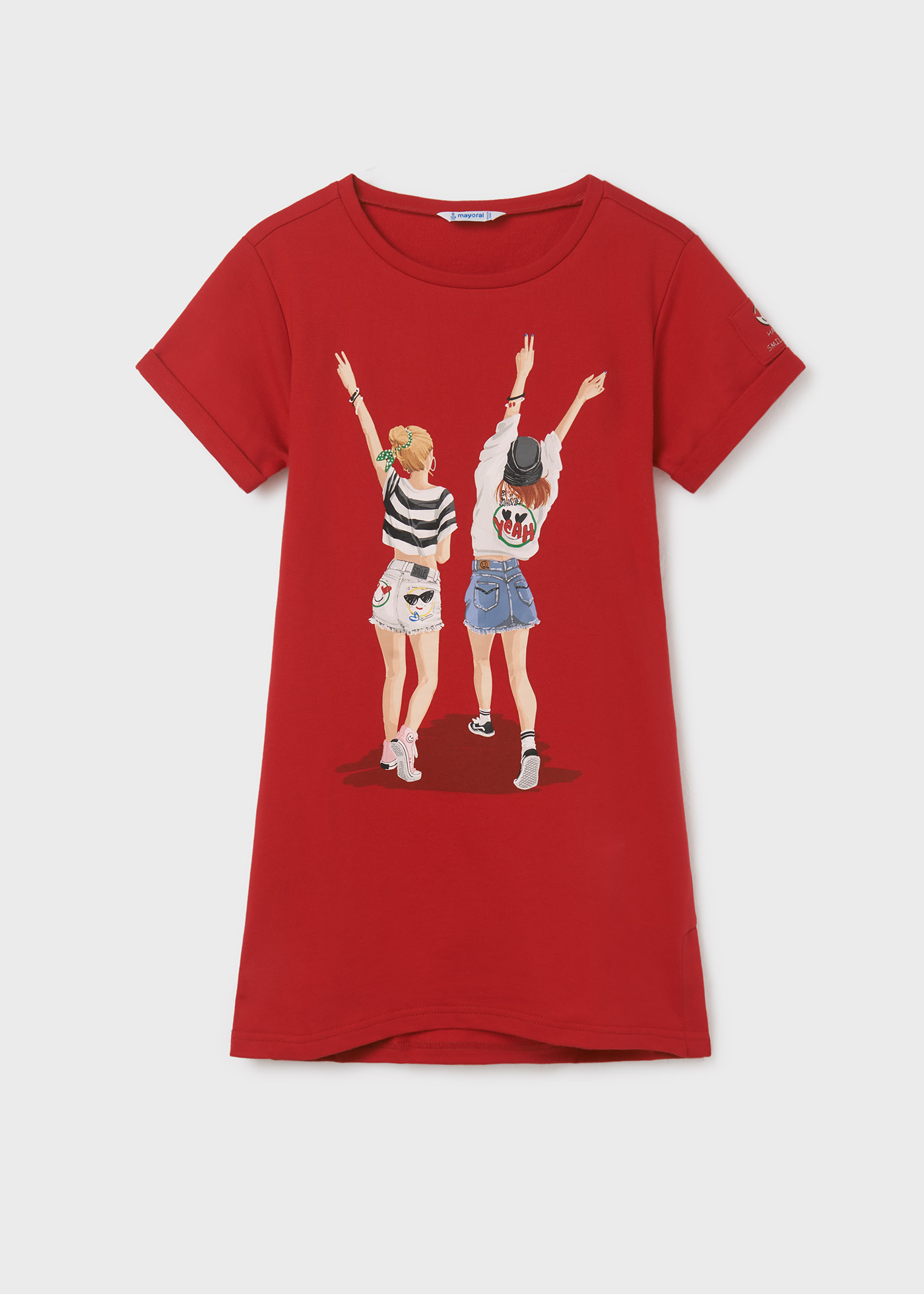 Vestido infantil com estampa e fenda nas costas.