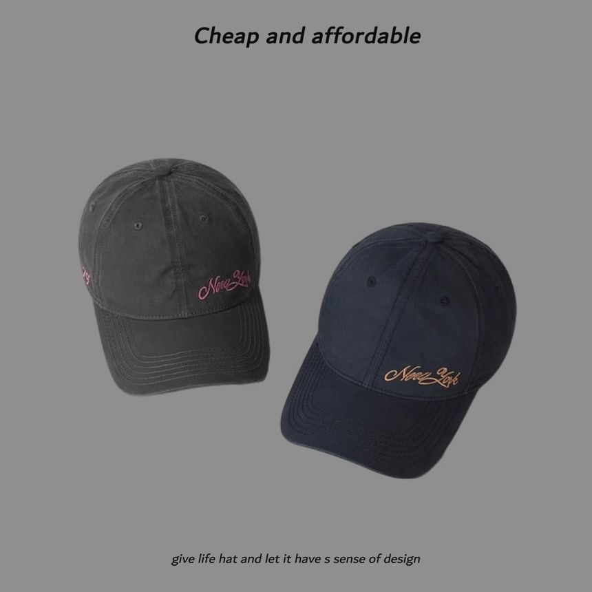 Alpha Kiss - Baseballpet met geborduurde letters