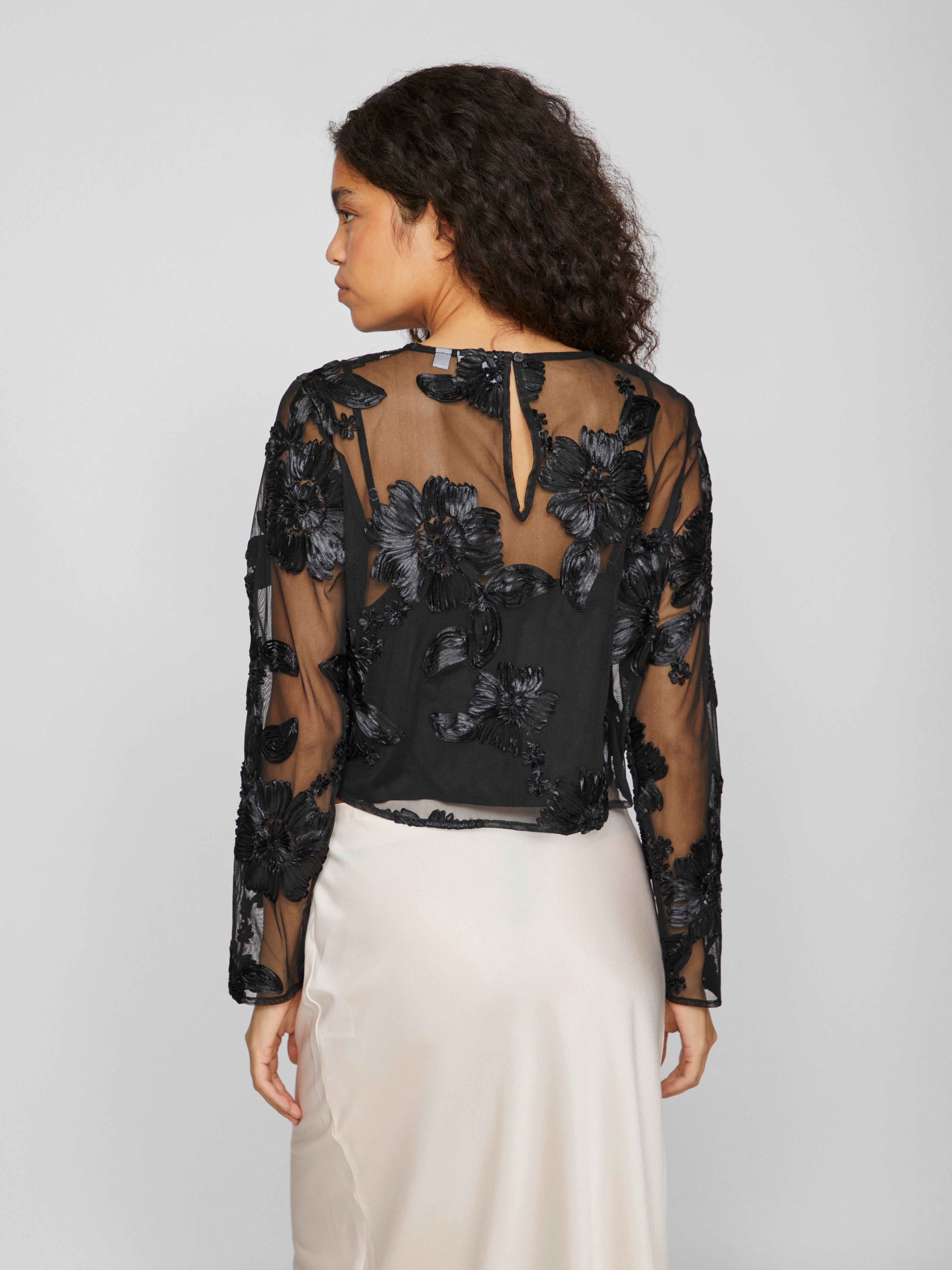 Vila  Vistelle Embroidery L/S top - Black Beauty