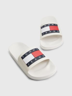 Slides de piscina com logotipo essencial