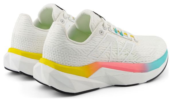 Chaussures Running New Balance FuelCell Propel v5 Blanc/Multicolore Femme