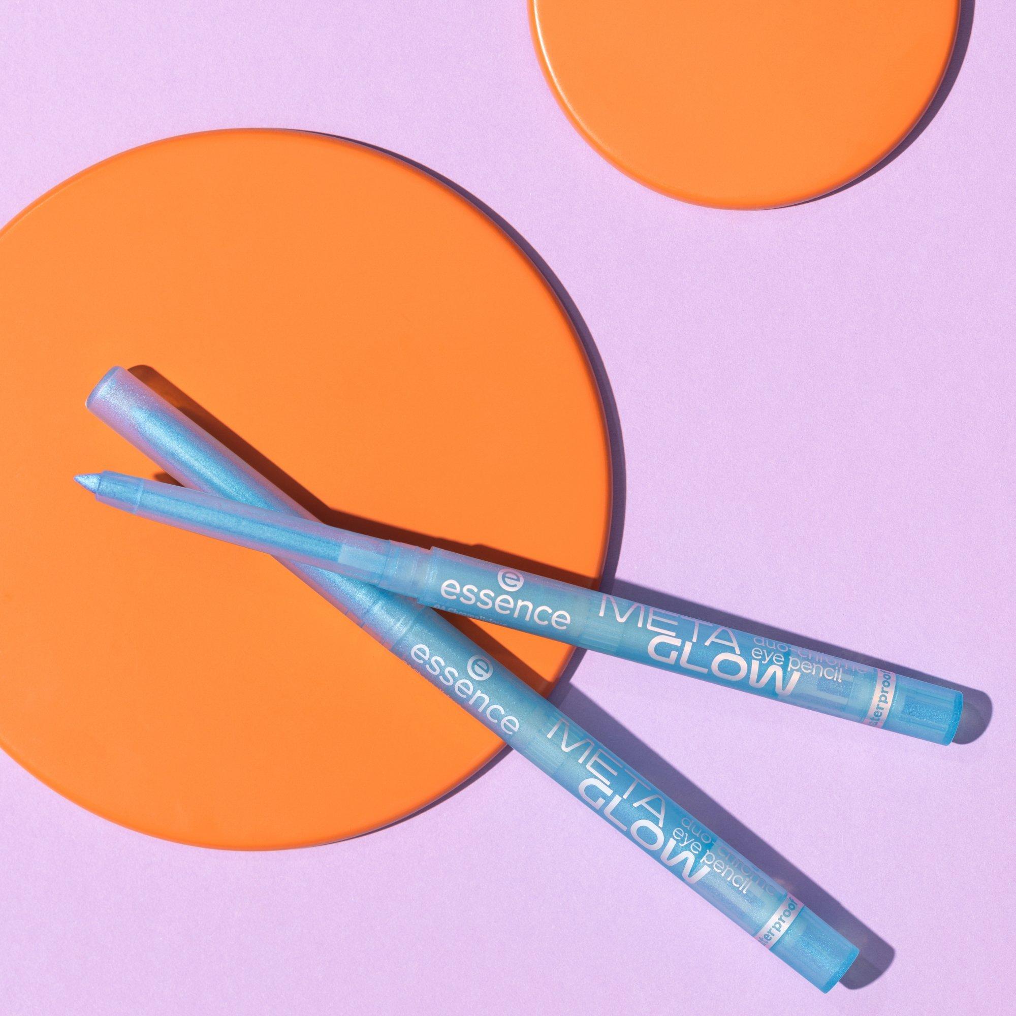 META GLOW duo-chrome eye pencil