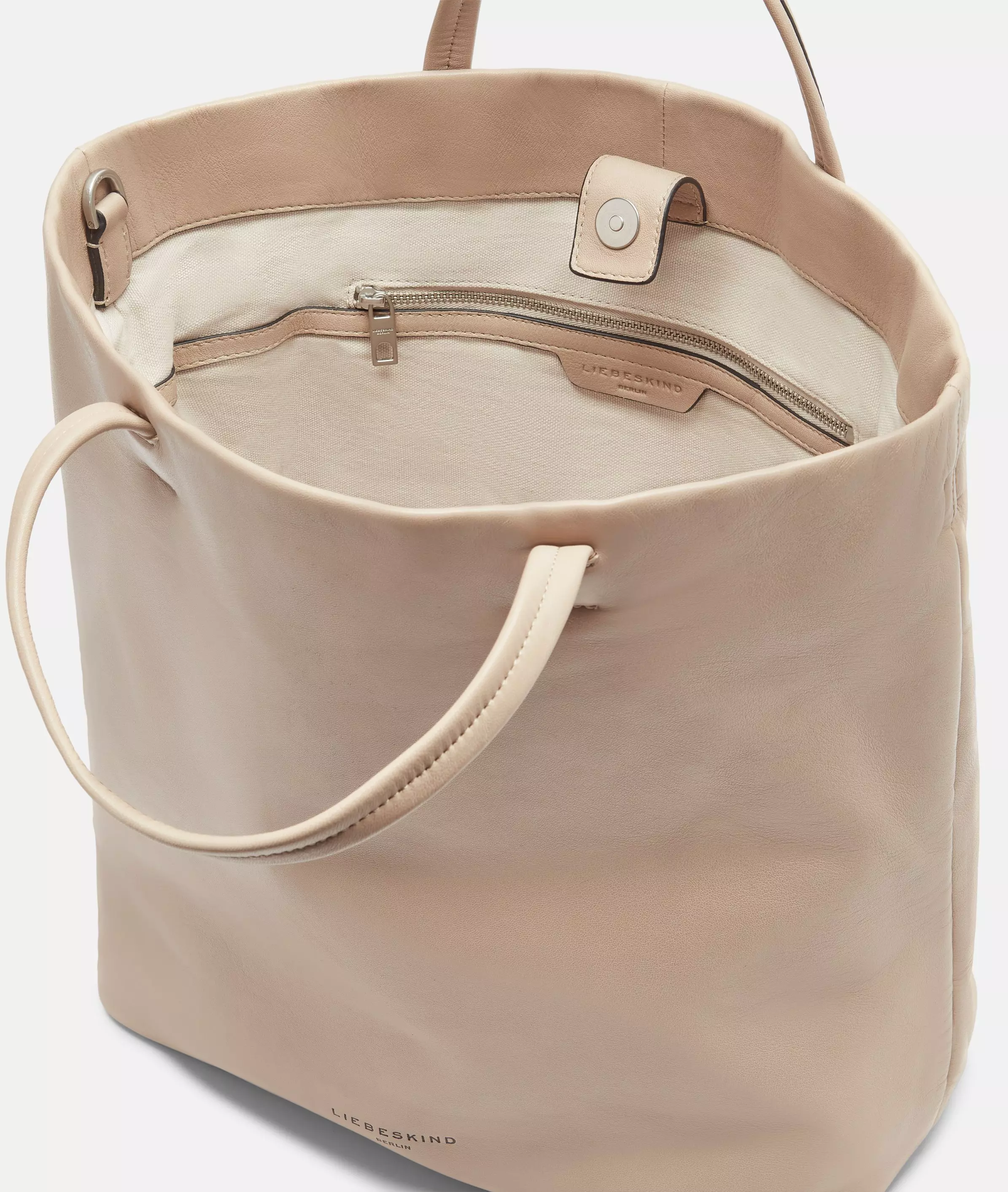 Tote Spacious shopper made from soft sheepskin