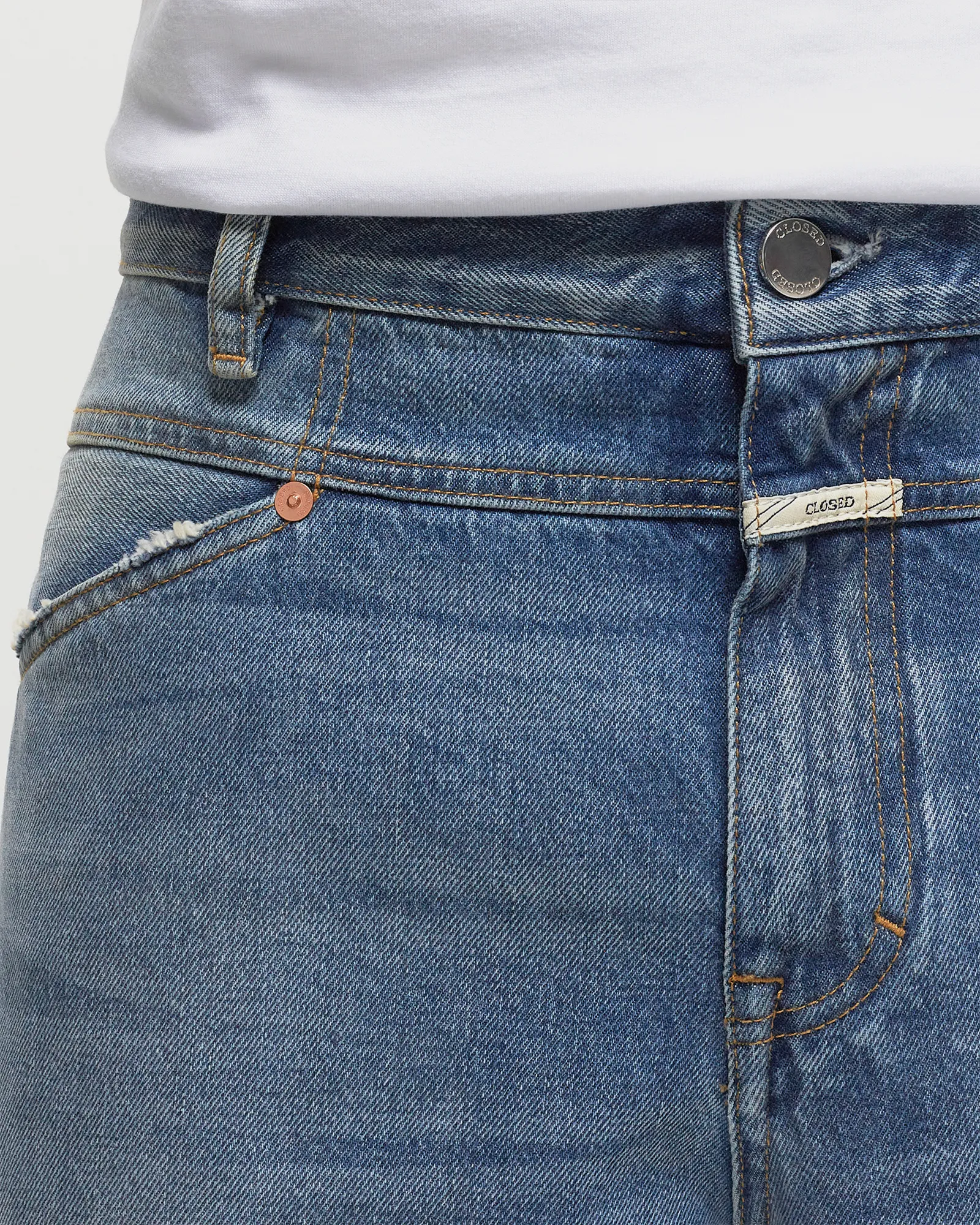 CLOSED X-LENT TAPERED