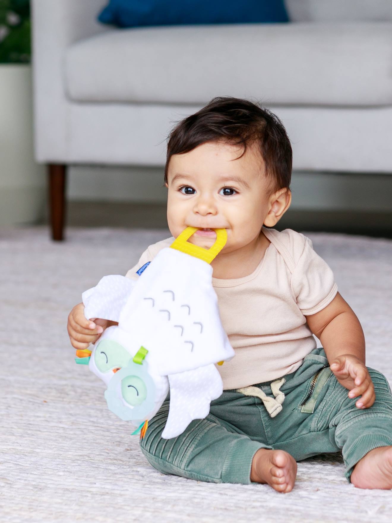 Kit de presente para recém-nascido com doudou que brilha no escuro