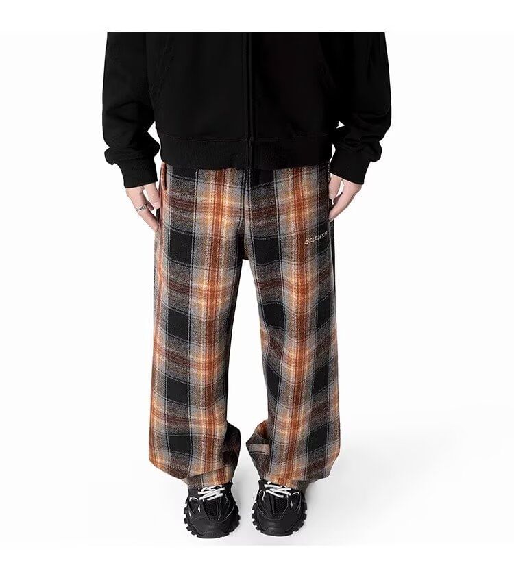 Nikoflin - Geruite broek met rechte pijpen en gemiddelde taille