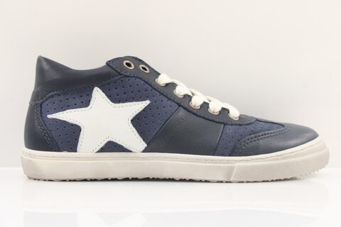 Däumling Sneaker