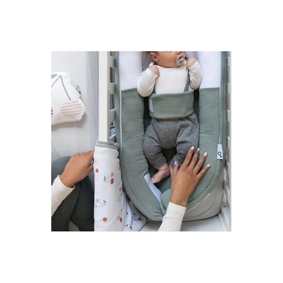 Réducteur nouveau-né doomoo Cocoon    Tetra jersey green        de               Babymoov