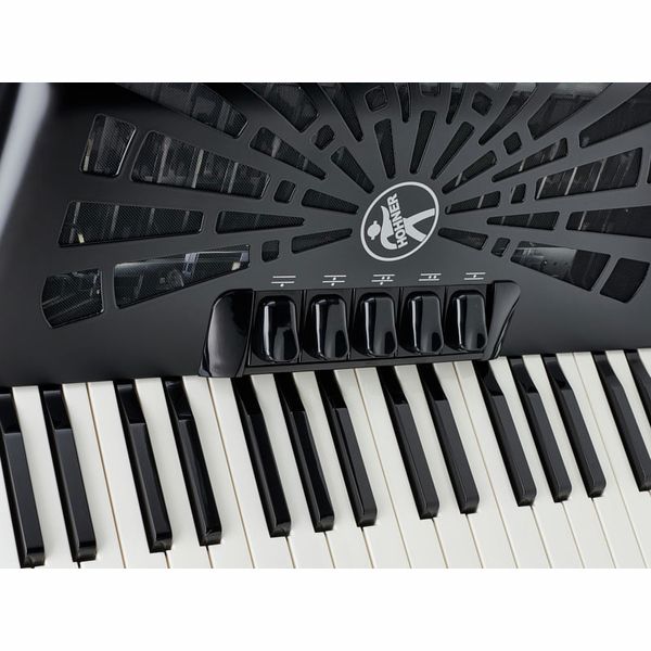 Hohner Bravo III 72 black Set
