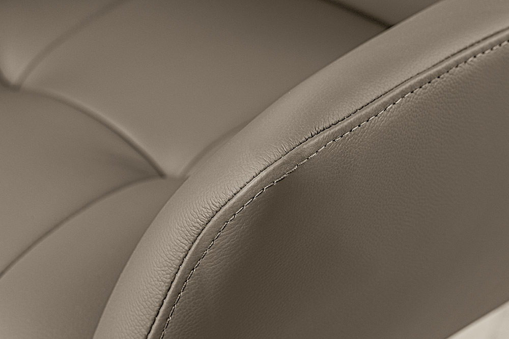Drehbarer Stuhl SIGNATURE taupe Echtleder 360° mit Taschenfederkern schwarz Metall
