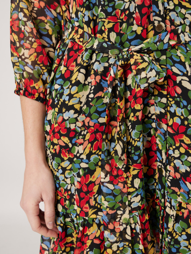 Robe courte imprimée ceinturée