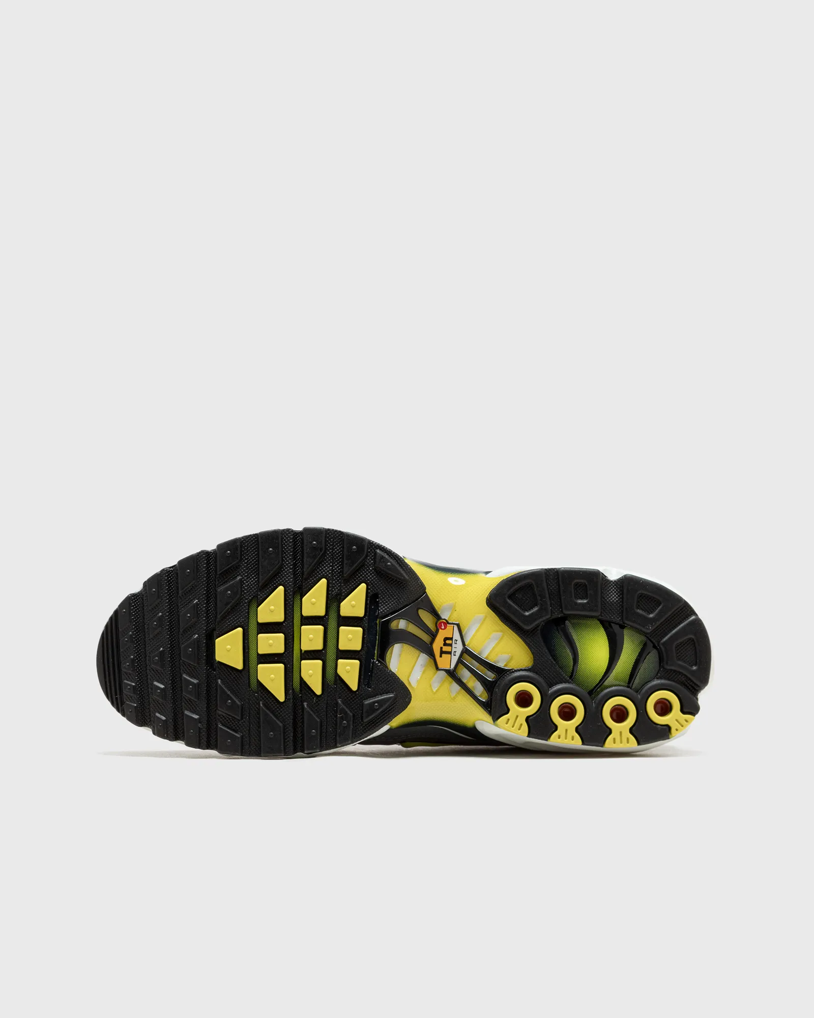 Nike WMNS NIKE AIR MAX PLUS 'VIOLET DUST AND HIGH VOLTAGE'