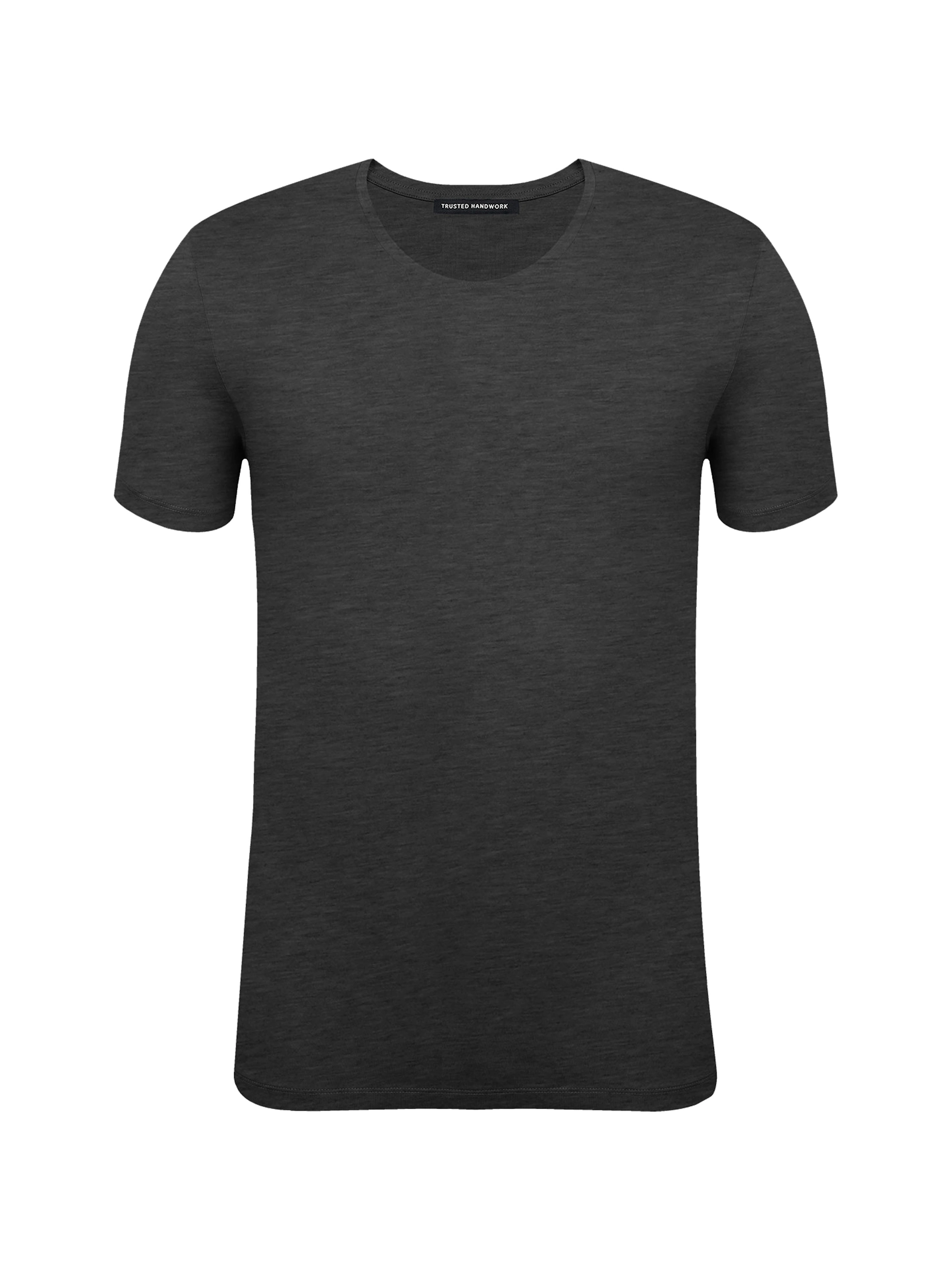 TRUSTED HANDWORK Round Neck 1/2-Sleeve T-Shirt