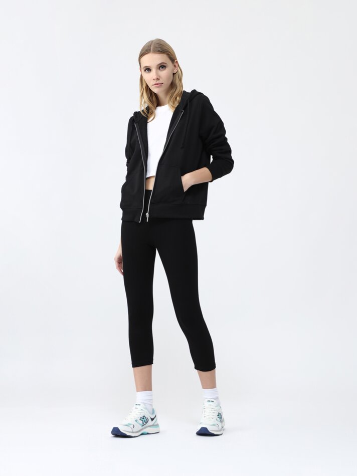 Conjunto com 2 Leggings Curtas - Pretas