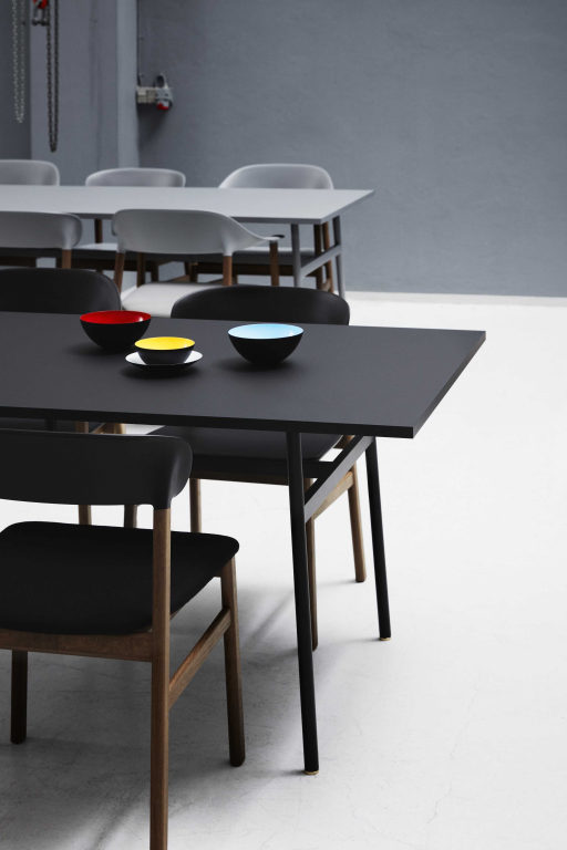 Normann Copenhagen Herit Oak stoel Spectrum leer zwart