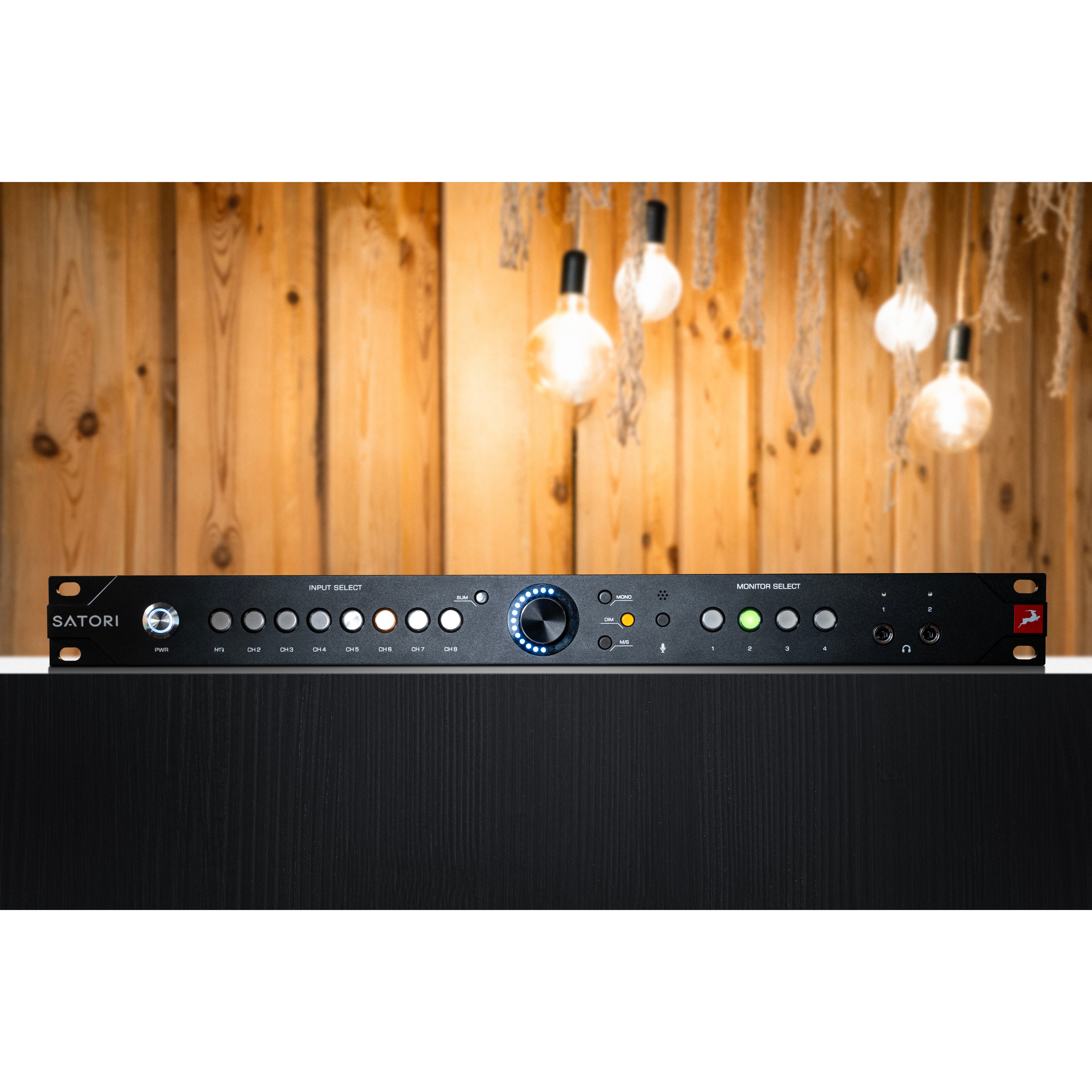 Antelope Audio Satori Gen 2 monitor controller + R4S remote