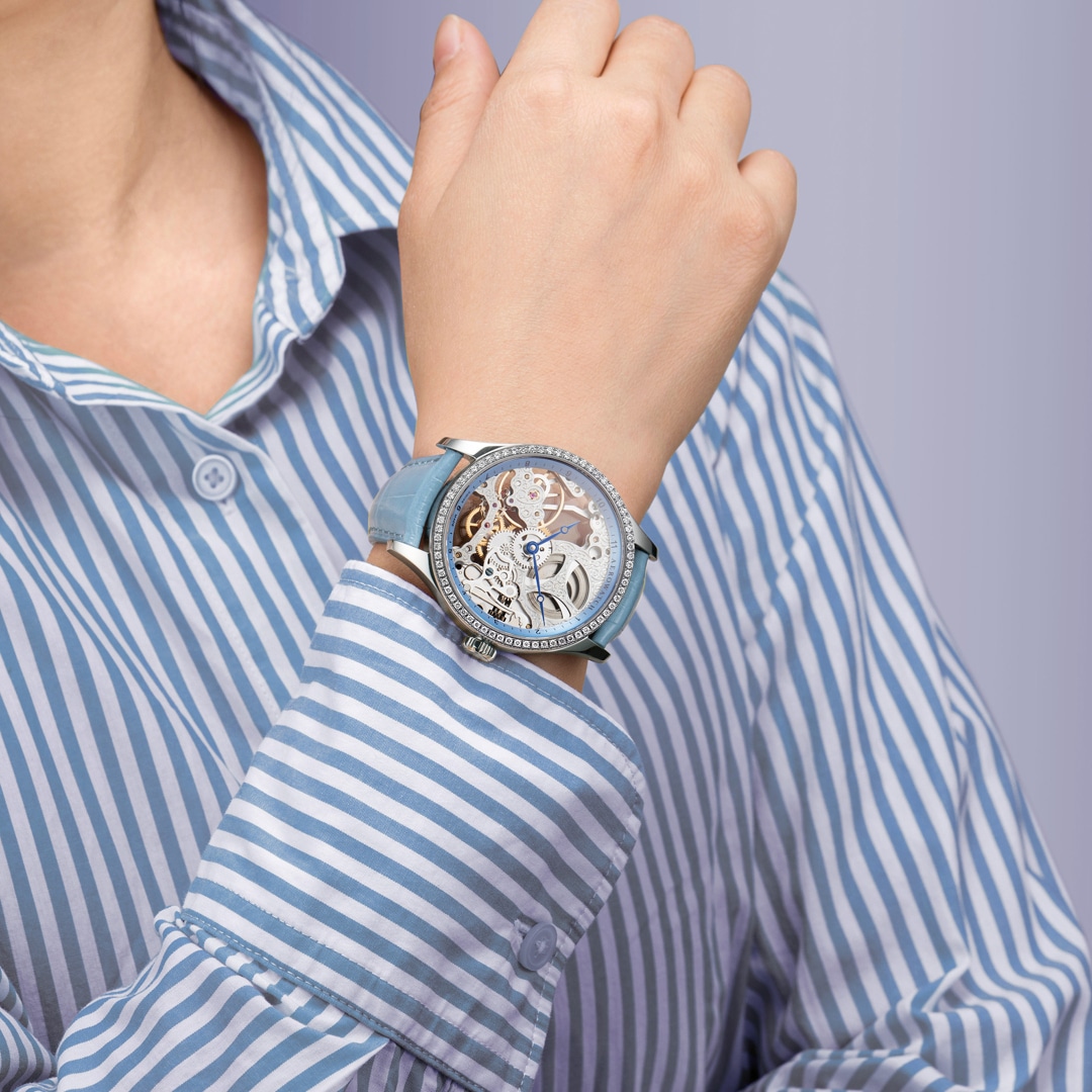 Aerowatch Renaissance Skeleton Lady Diamonds Blau