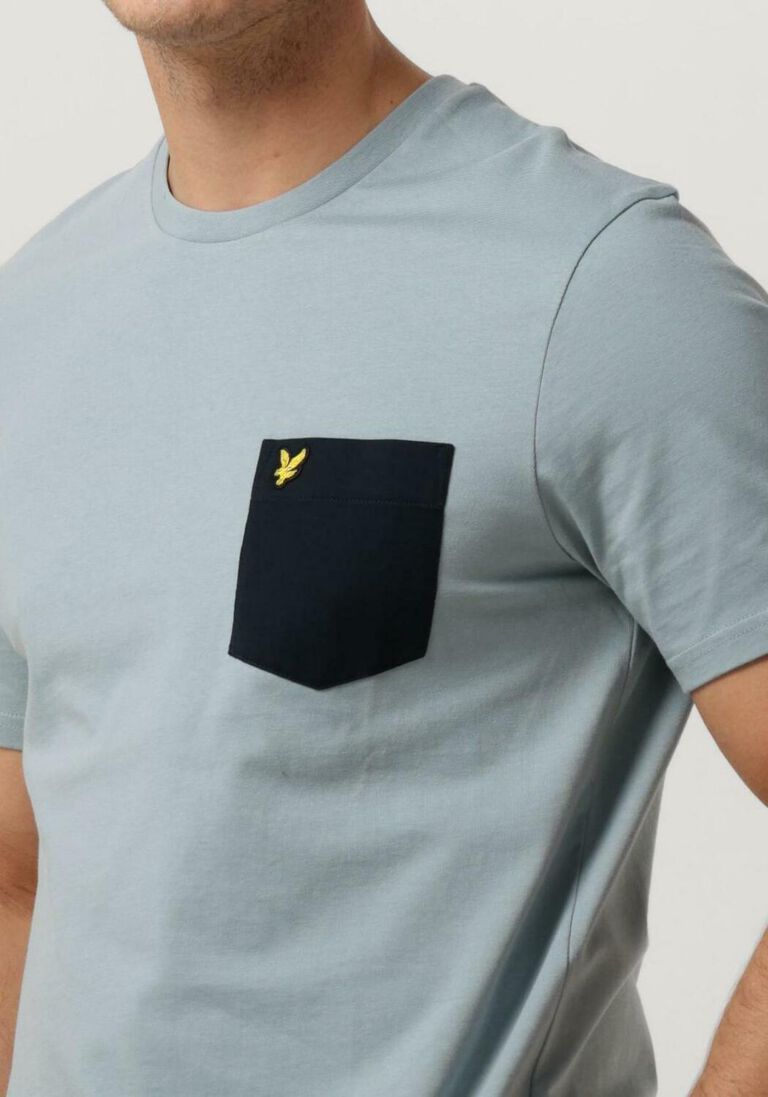 LYLE & SCOTT blauwe lyle & scott t-shirt contrast pocket t-shirt