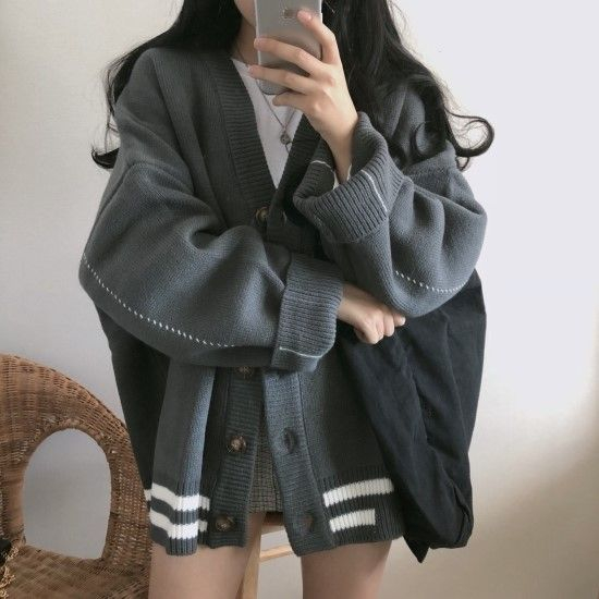 Strawolf - Oversized gebreide cardigan met contrasterende afwerking