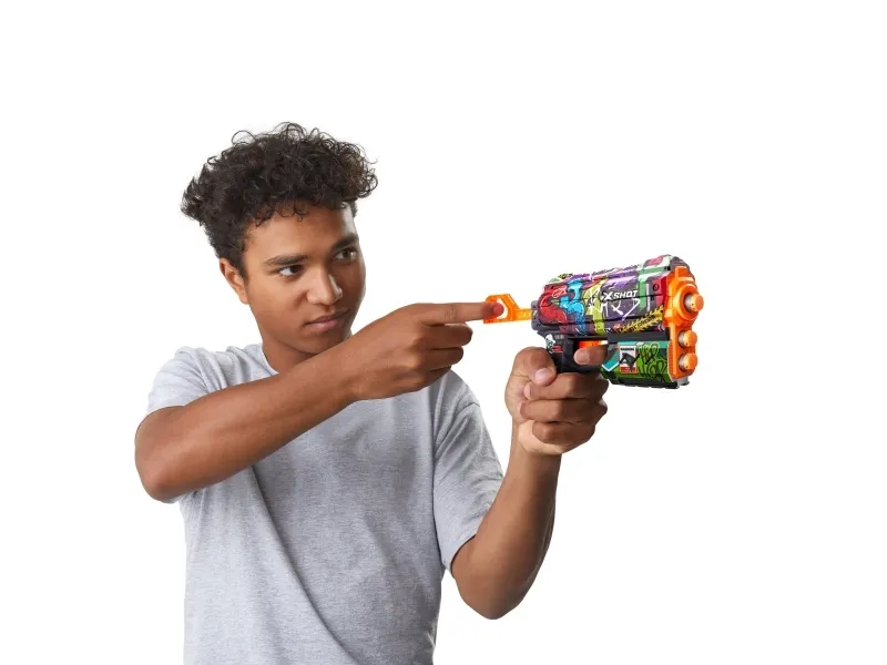 XSHOT legetøjsgevær Skins Flux, assorteret, 36516 (ZUR-36516)